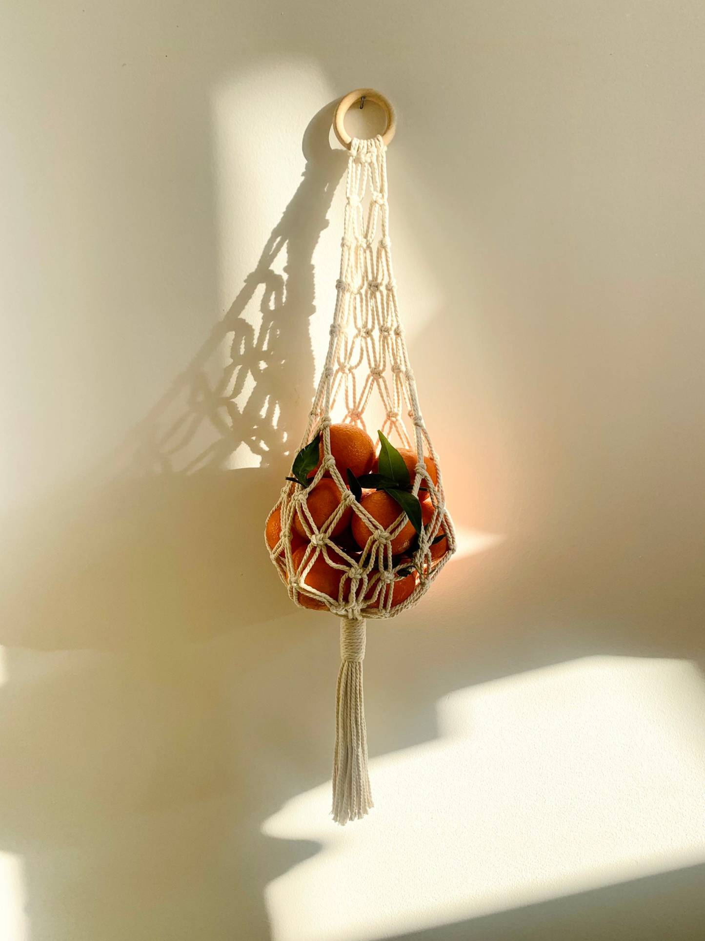 Macrame fruit basket - macrame fruit hanger - hanging basket