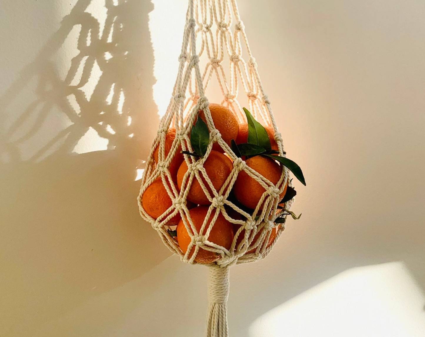 Macrame fruit basket - macrame fruit hanger - hanging basket
