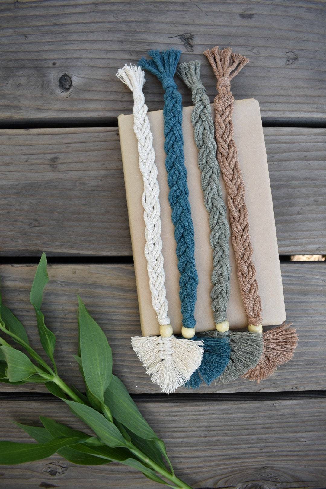 Macrame bookmarks  Boho bookmarks Feather bookmark 4Pcs