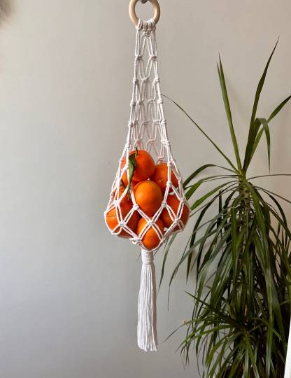 Macrame fruit basket - macrame fruit hanger - hanging basket