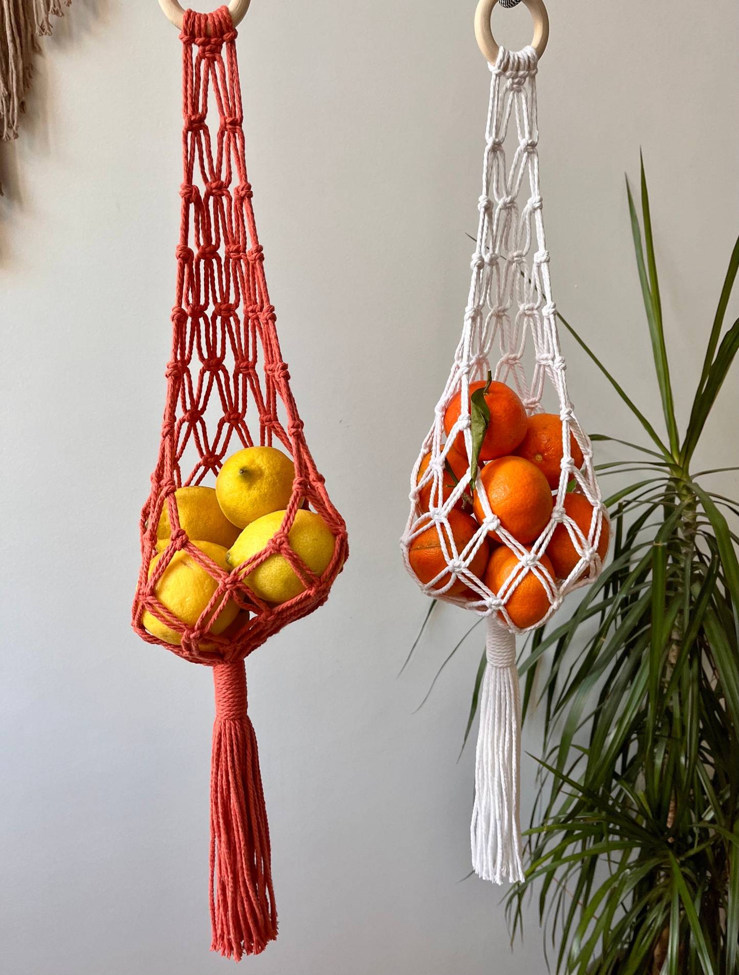 Macrame fruit basket - macrame fruit hanger - hanging basket