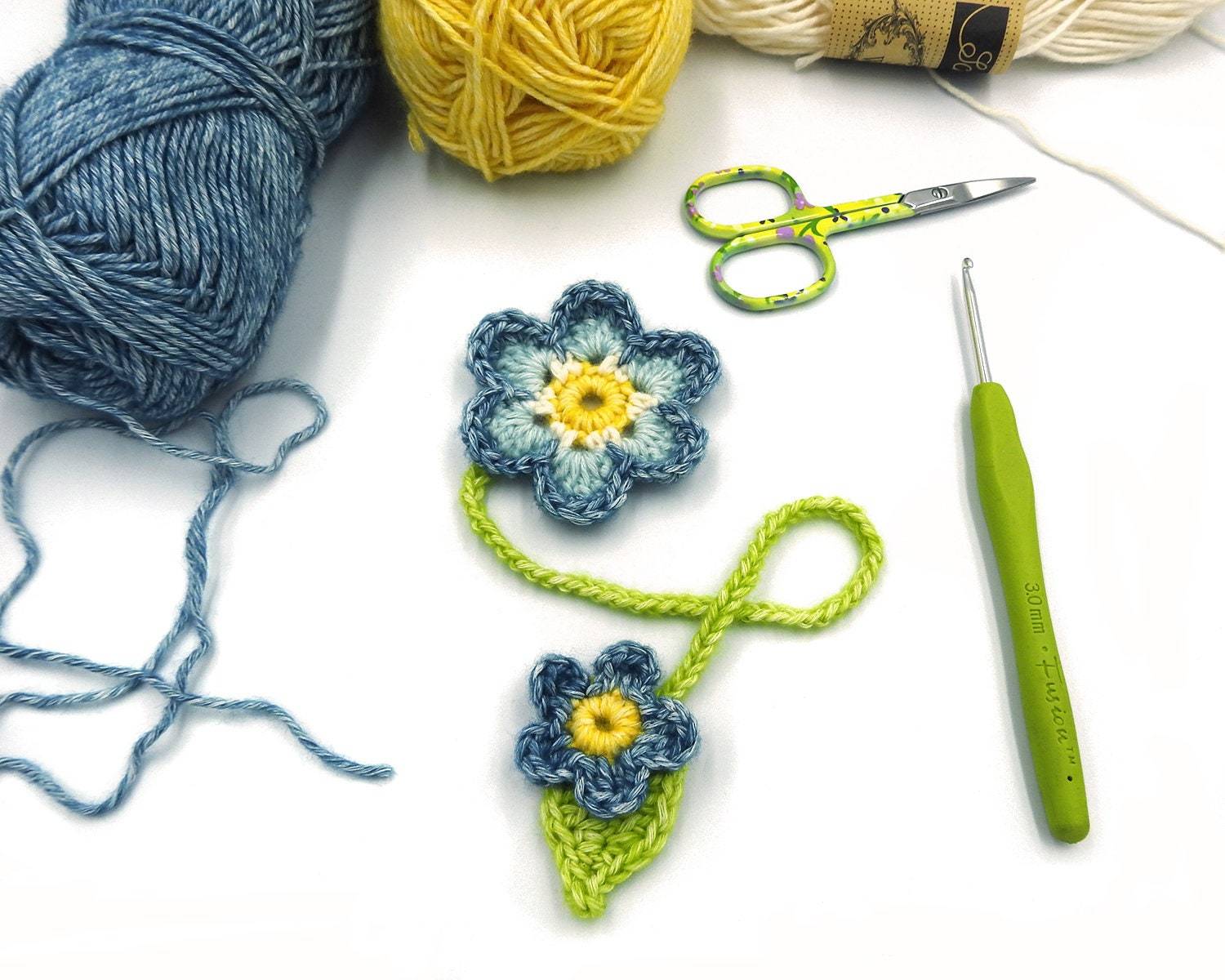 Flower Crochet Bookmark Pattern