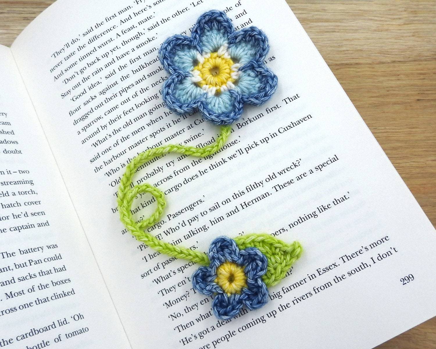 Flower Crochet Bookmark Pattern
