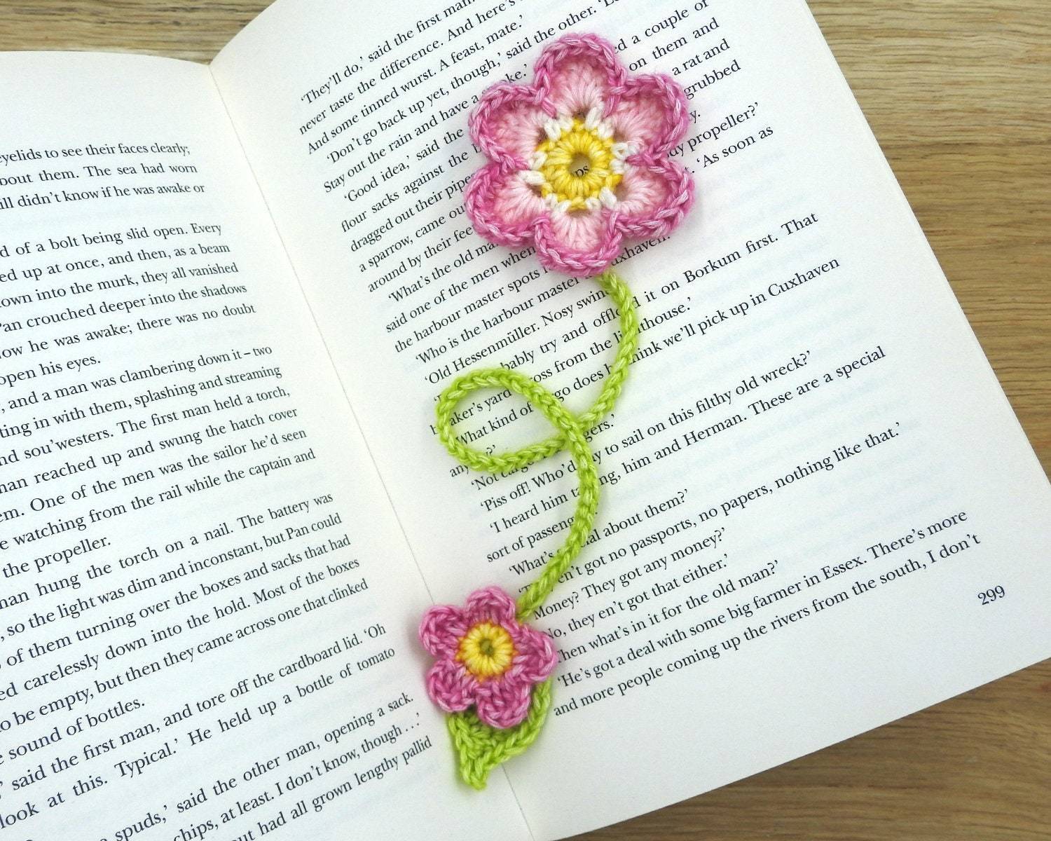 Flower Crochet Bookmark Pattern