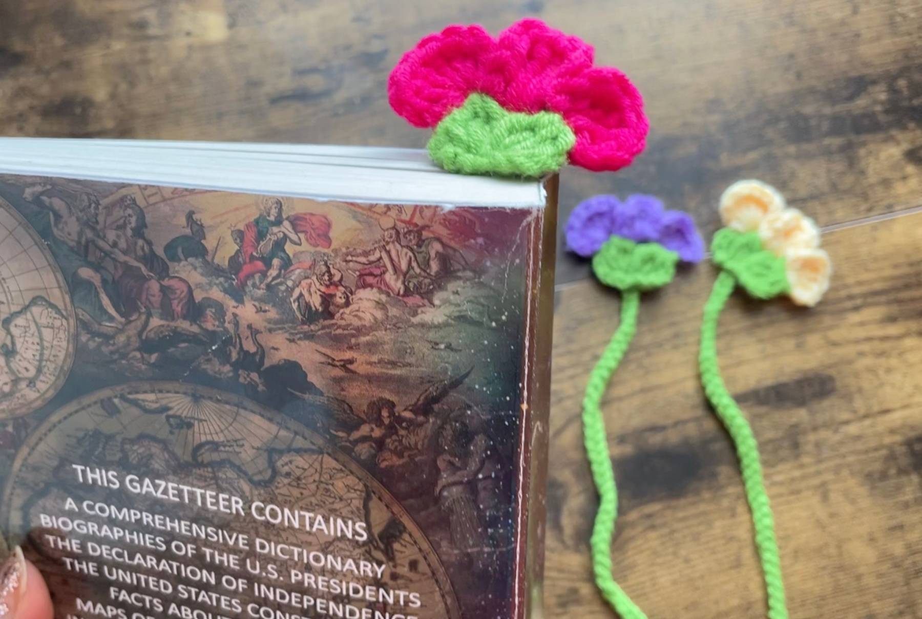 Crochet Flower and Bud Bookmark Pattern