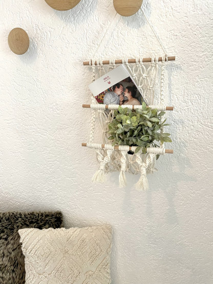 Macrame wall storage for cuddly toys, plants, magazines and much more.