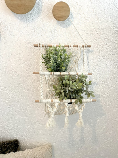 Macrame wall storage for cuddly toys, plants, magazines and much more.