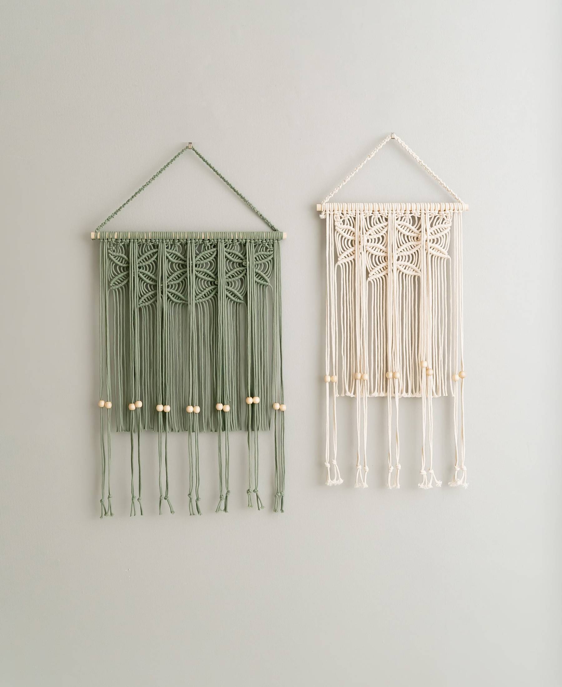 Macrame Book Holder, Book Lover Gift, New Home Gift, Mid Century Modern, Nursery Bookshelf