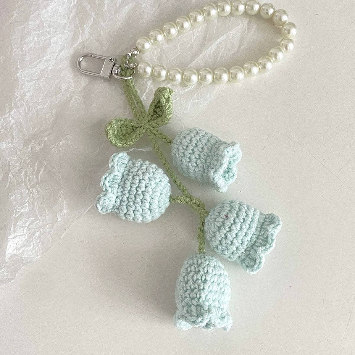 Hand-woven lily of the valley keychain, cute flower pearl chain bag ac