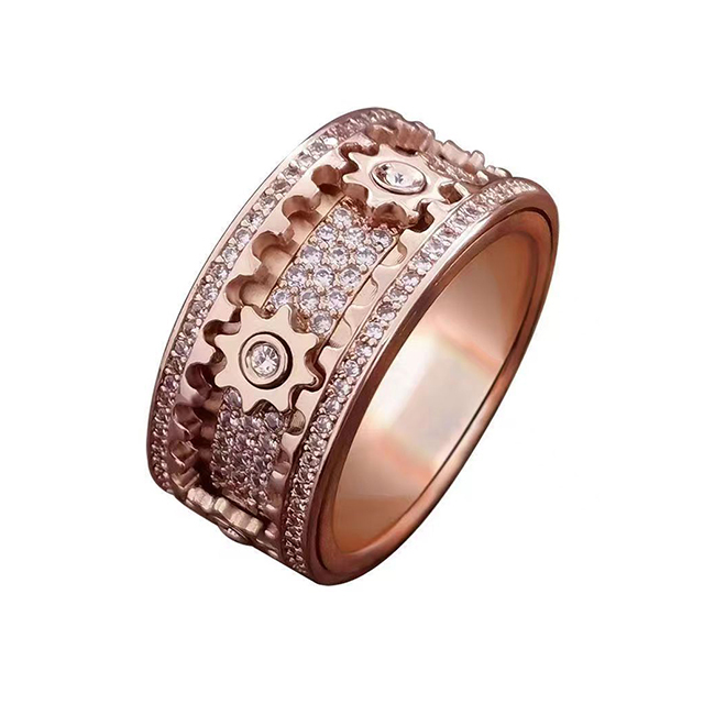 Der über Generationen weitergegebene astrologische Familienring bringt dir Glück✨