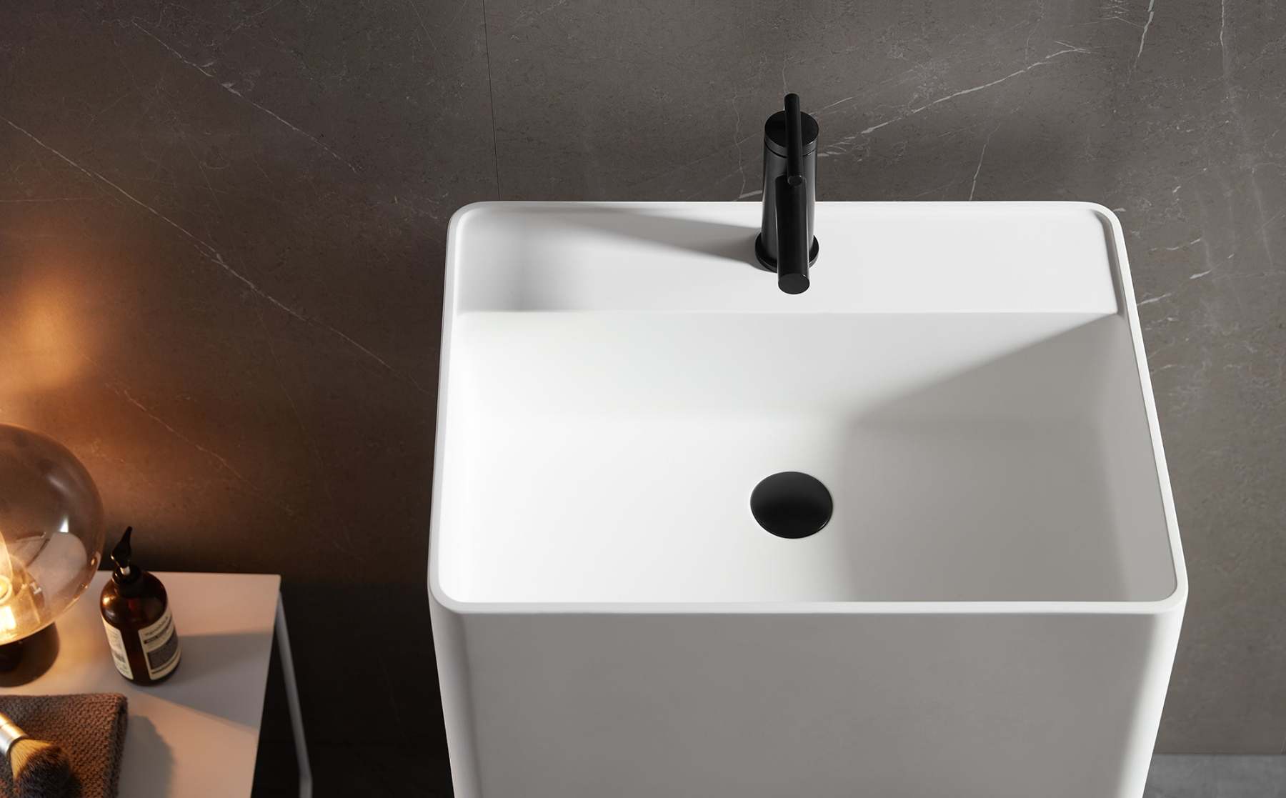 Bathroom Pedestal Sink, Solid Surface Material, Free-Standing Install, 21.5X16.5" with Single Faucet Hole in Matte White， SV-PSF2217-Serene Valley
