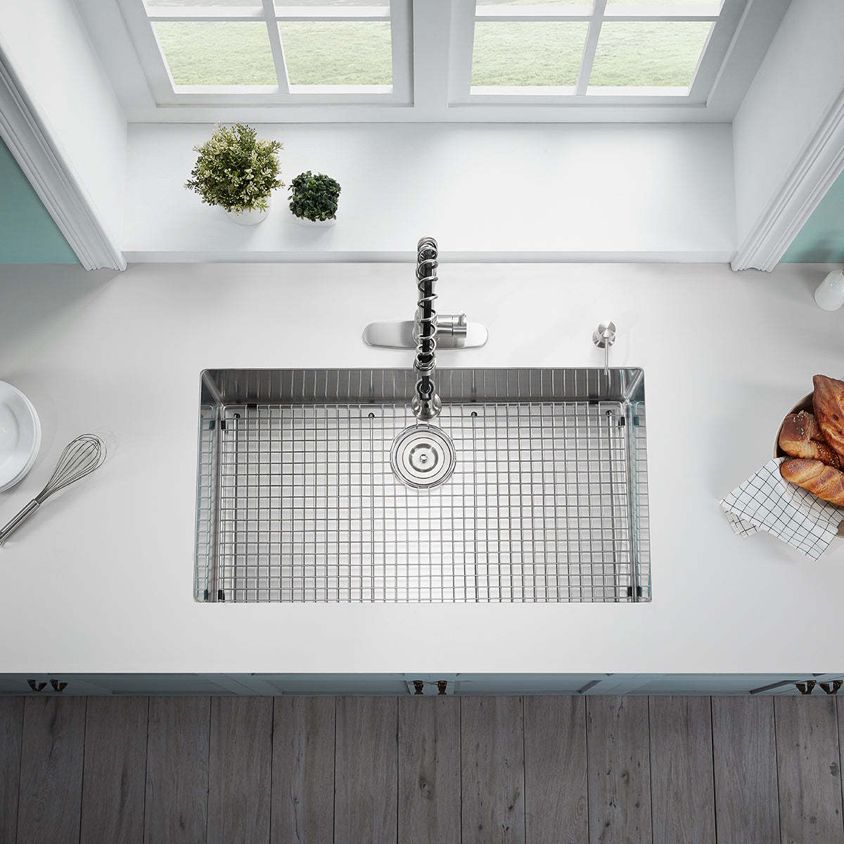 Serene Valley Stainless Steel Kitchen Sink, 36-inch Single-Bowl Undermount with No Groove Bottom, Heavy-Duty Grid US3622R-Serene Valley