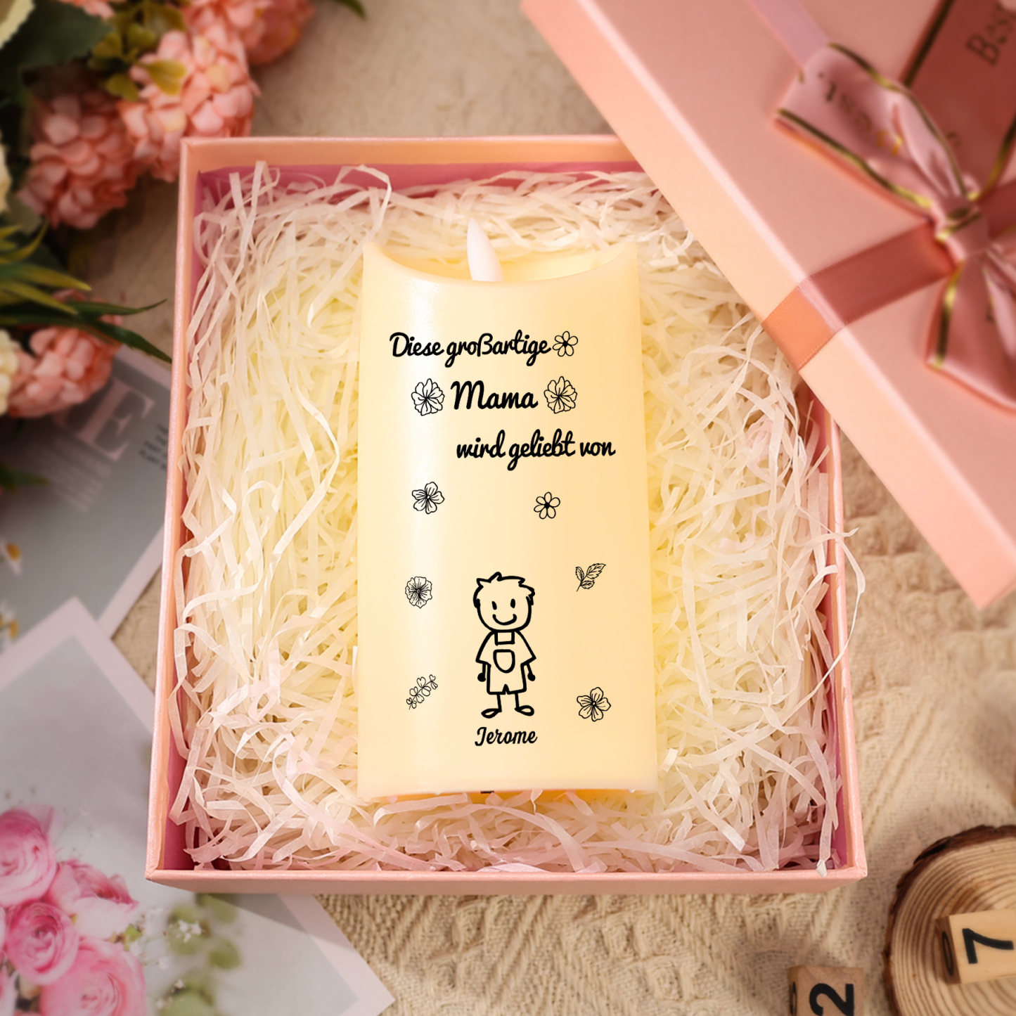 Personalisierte LED-Kerze mit 1 Name & Muster – Diese großartige Mama wird geliebt von.. – perfektes Geschenk für Mama