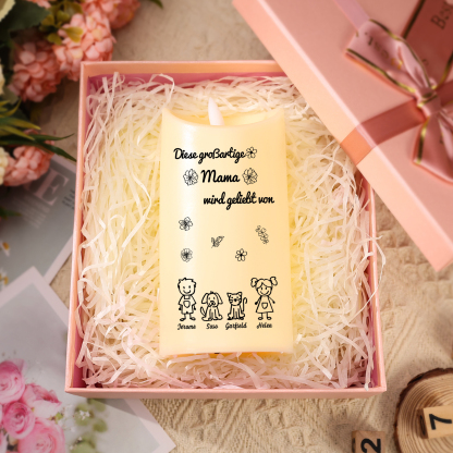 Personalisierte LED-Kerze mit 4 Namen & Muster – Diese großartige Mama wird geliebt von.. – perfektes Geschenk für Mama