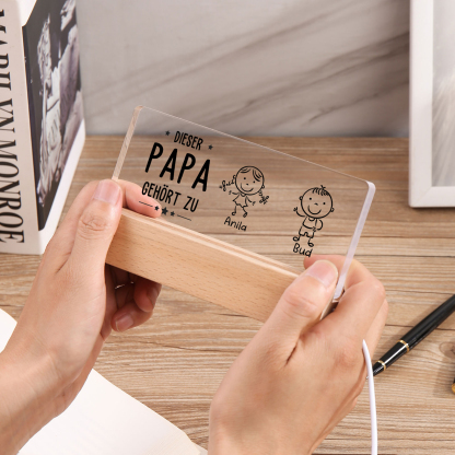 Personalisierte 2-6 Namen & Muster Nachtlicht Geschenk für Vater-Diese Papa gehört zu........