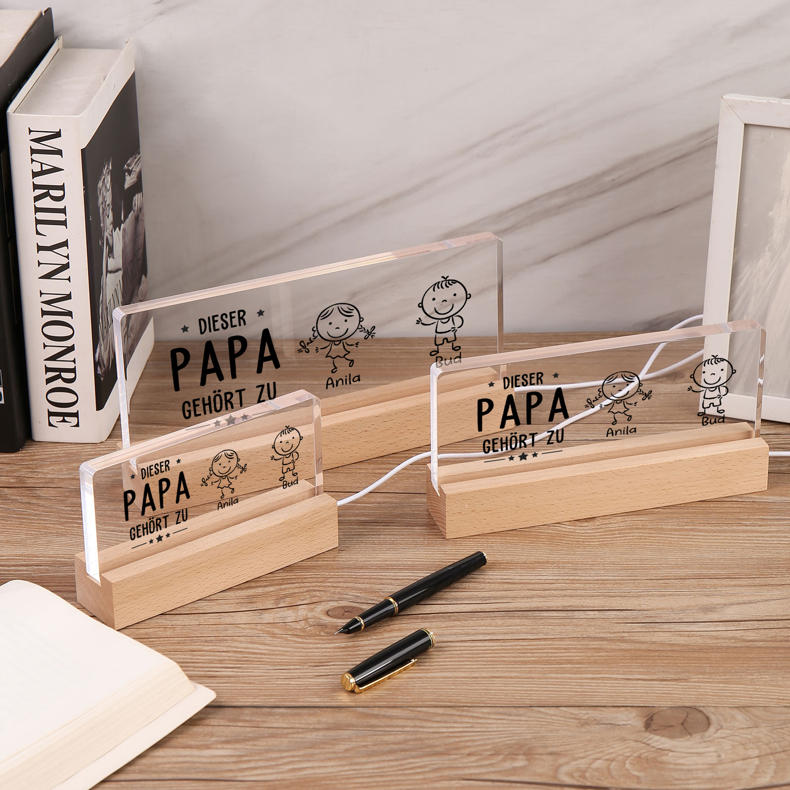 Personalisierte 2-6 Namen & Muster Nachtlicht Geschenk für Vater-Diese Papa gehört zu........