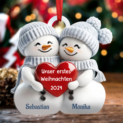 Acryl Weihnachtsornament - Personalisierte 2 Namen & Text Weihnachts-Anhänger mit Schneemann & Herzen für Paar