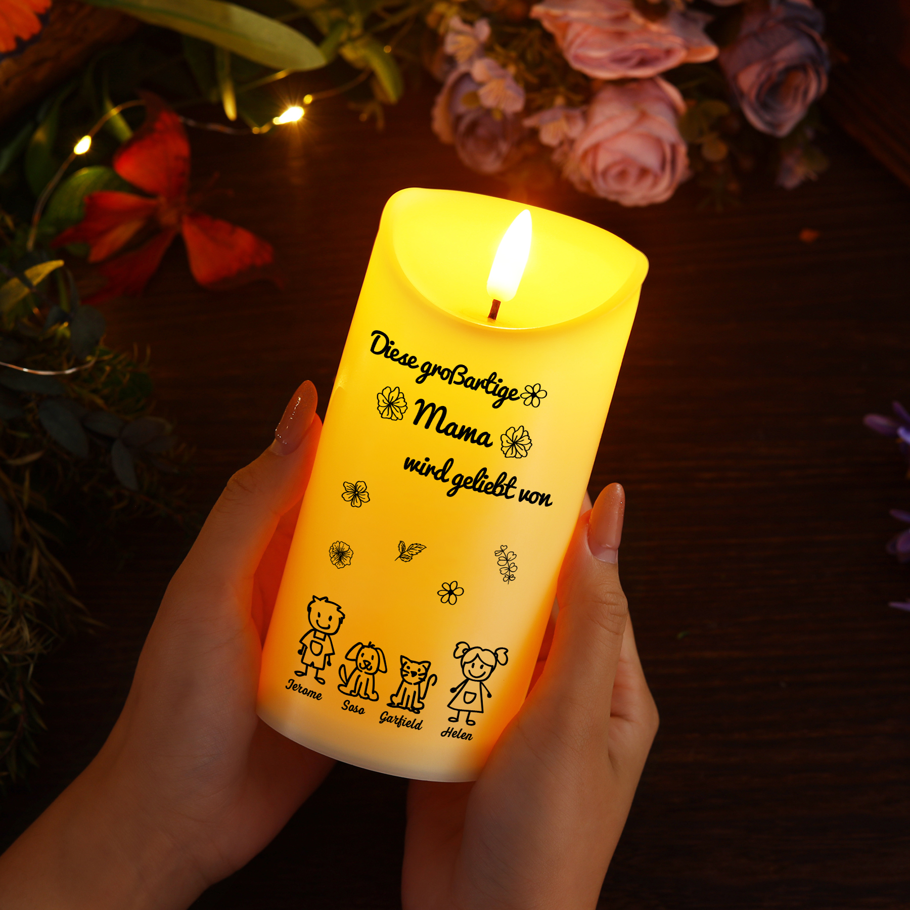 Personalisierte LED-Kerze mit 4 Namen & Muster – Diese großartige Mama wird geliebt von.. – perfektes Geschenk für Mama