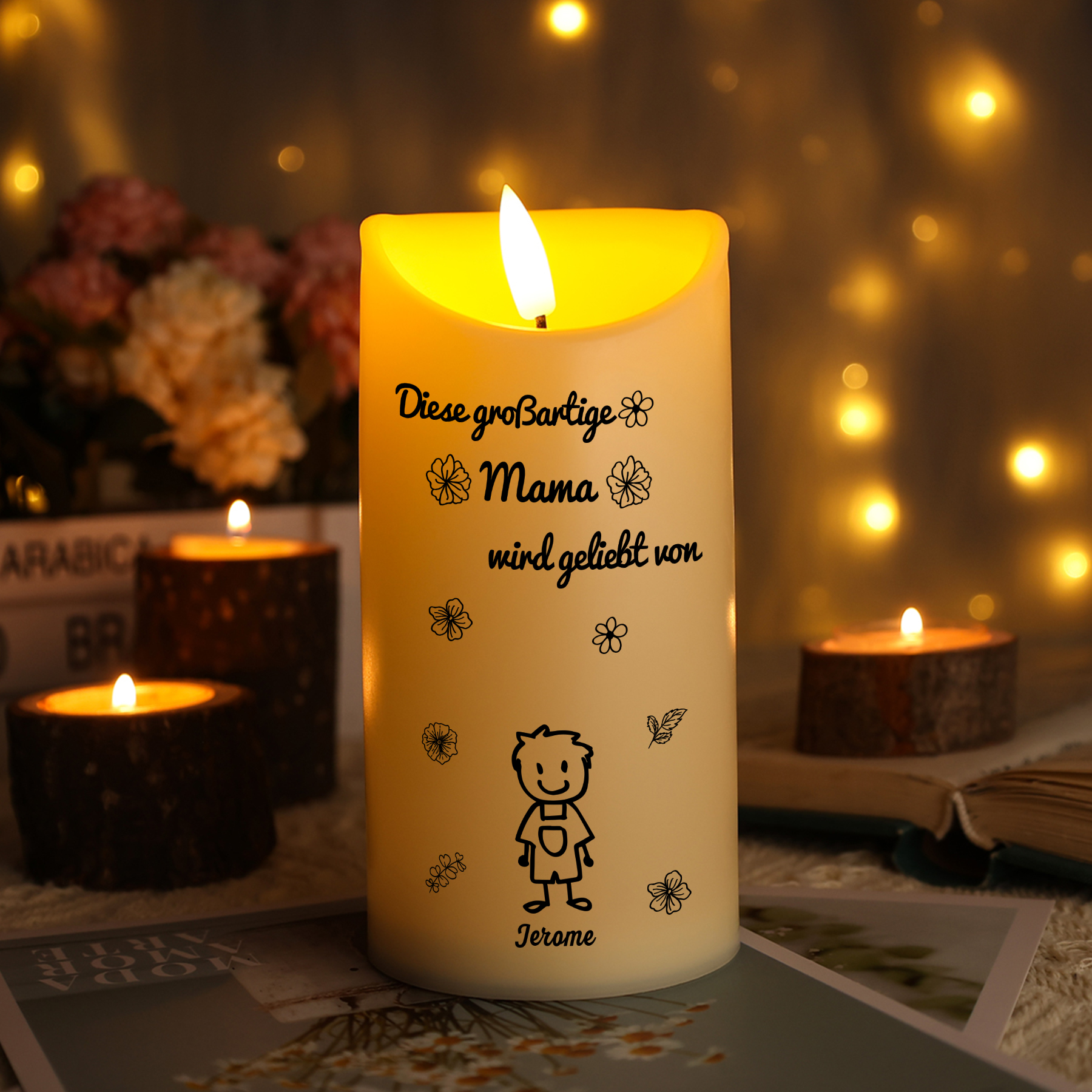 Personalisierte LED-Kerze mit 1 Name & Muster – Diese großartige Mama wird geliebt von.. – perfektes Geschenk für Mama