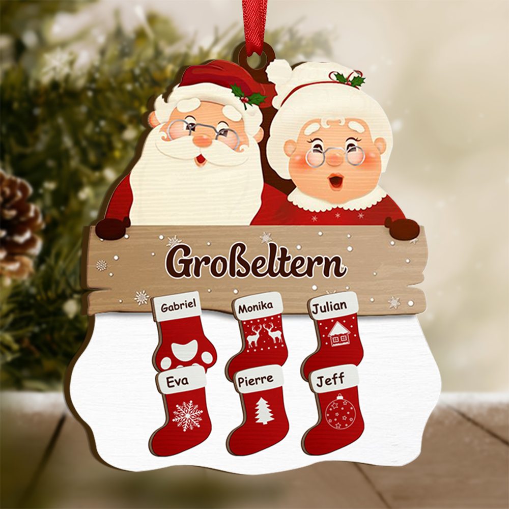 Personalisierter 2-12 Namen & Text Holzanhänger mit Socken Weihnachtsornament für Großeltern