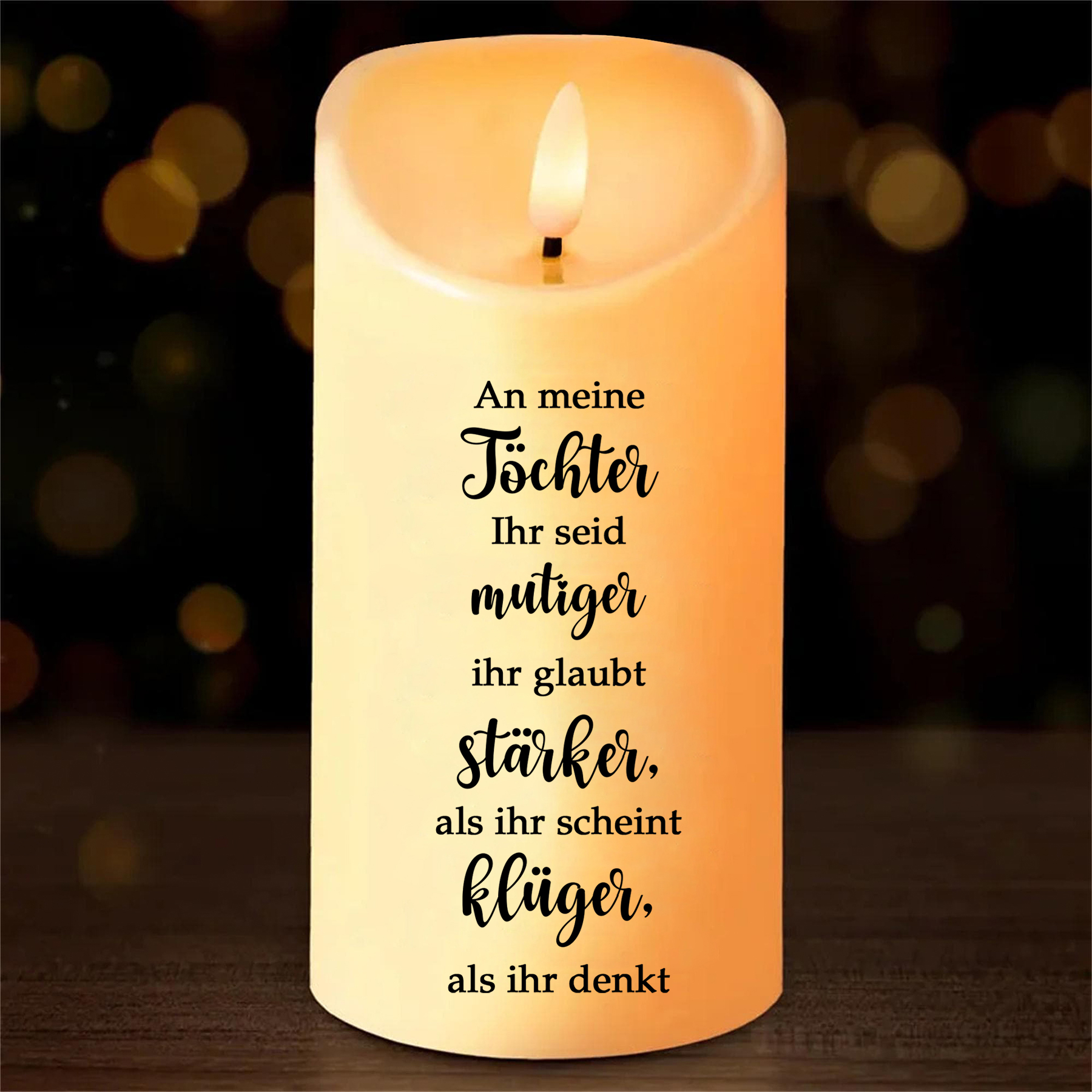 Personalisierbare LED-Kerze mit Namen & Text - Du bist mutiger, als du glaubst stärker- Mama & Tochter
