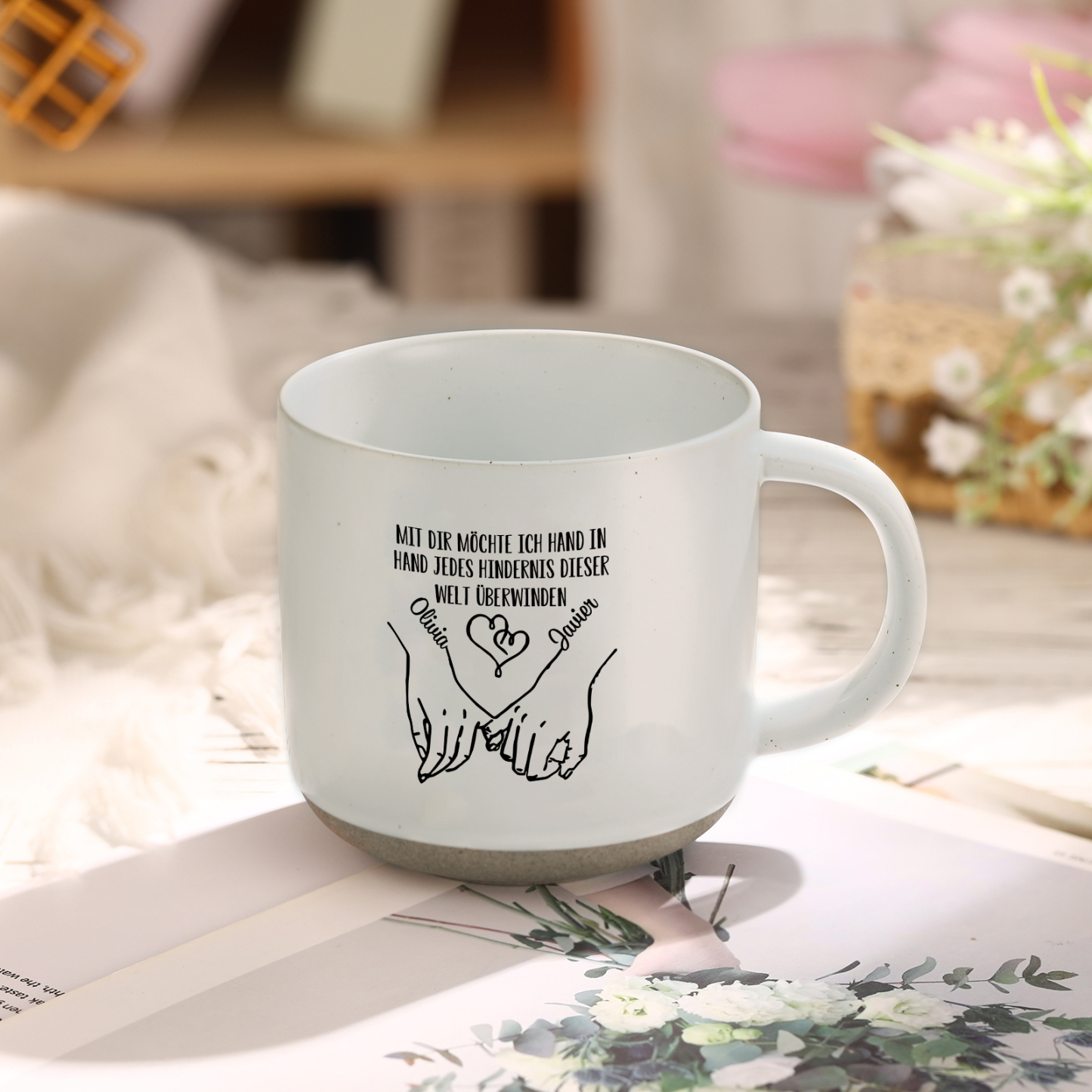 Personalisierte 2 Name & Text Hand-in-Hand Keramik Mark-Tasse mit schw