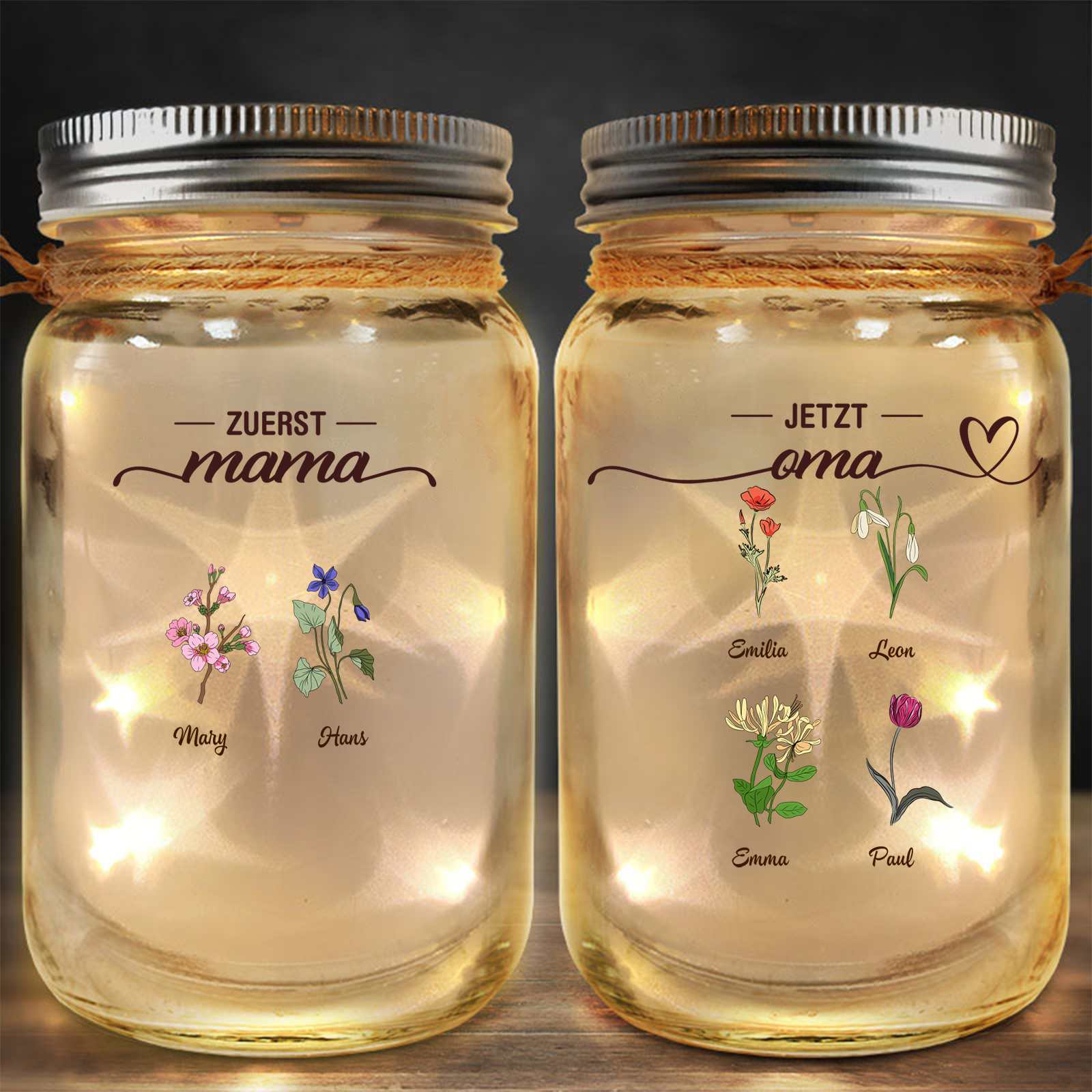 Personalisierte Solar-Glasflasche im Mason-Jar-Stil mit Blumenmotiv – Geschenk „Erst Mama, jetzt Oma“