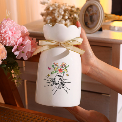 Personalisierte 5 Namen & Text Blumen & Schmetterling Familie Vase Geschenk für Mama/ Oma 