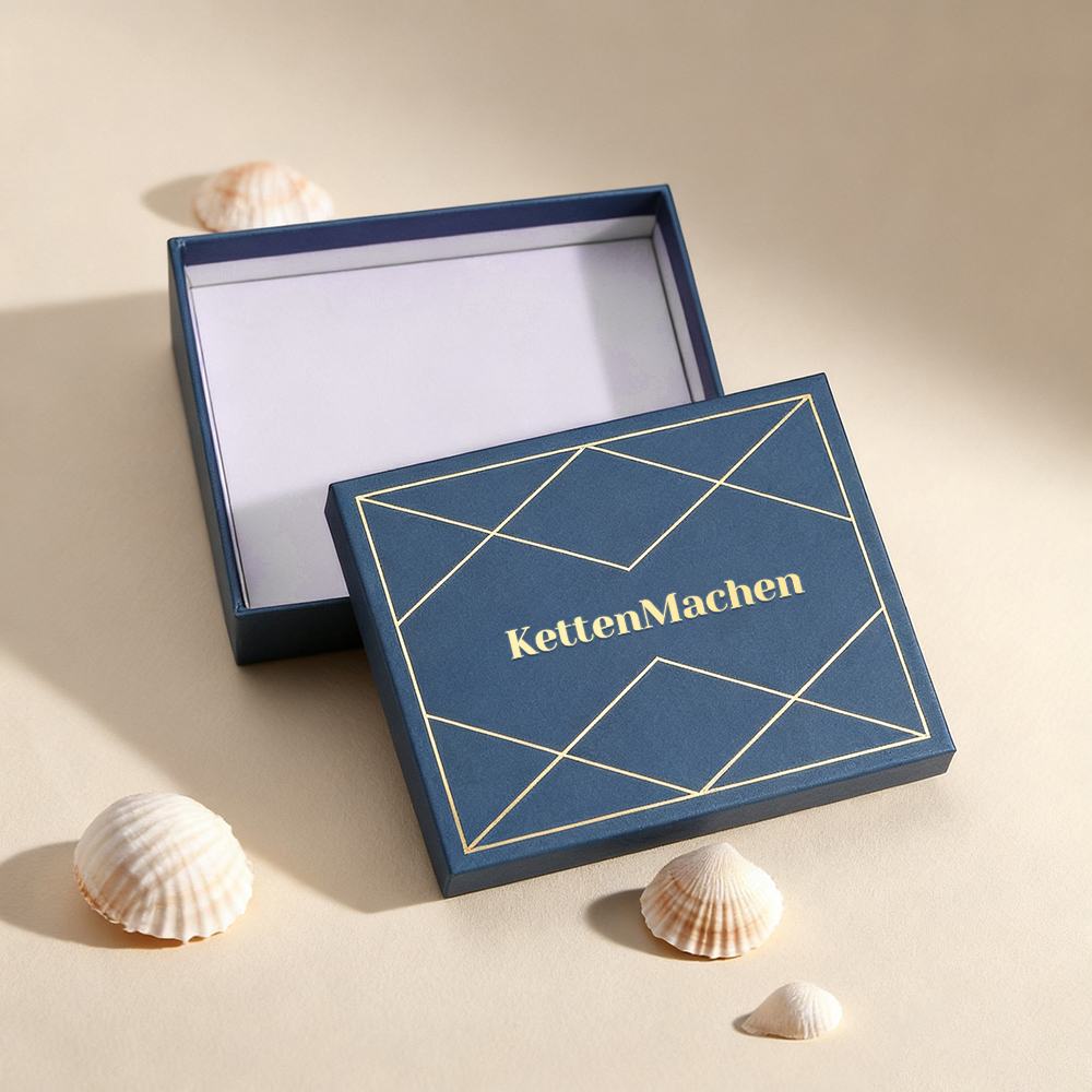 Premium Geschenkbox – Marineblau mit Goldfolienprägung