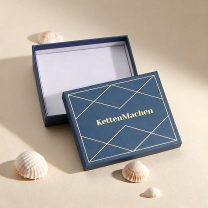 Premium Geschenkbox – Marineblau mit Goldfolienprägung