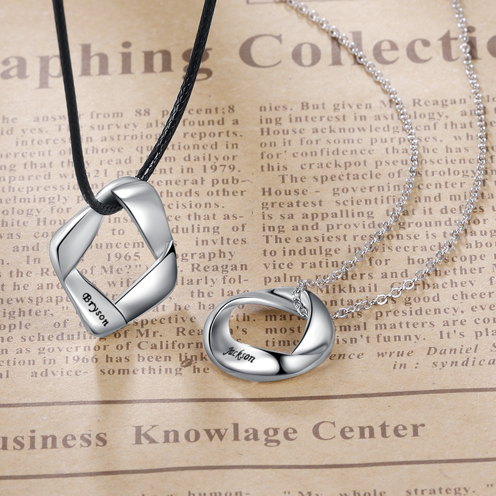 Paar Halskette mit personalisiertem Schriftzug