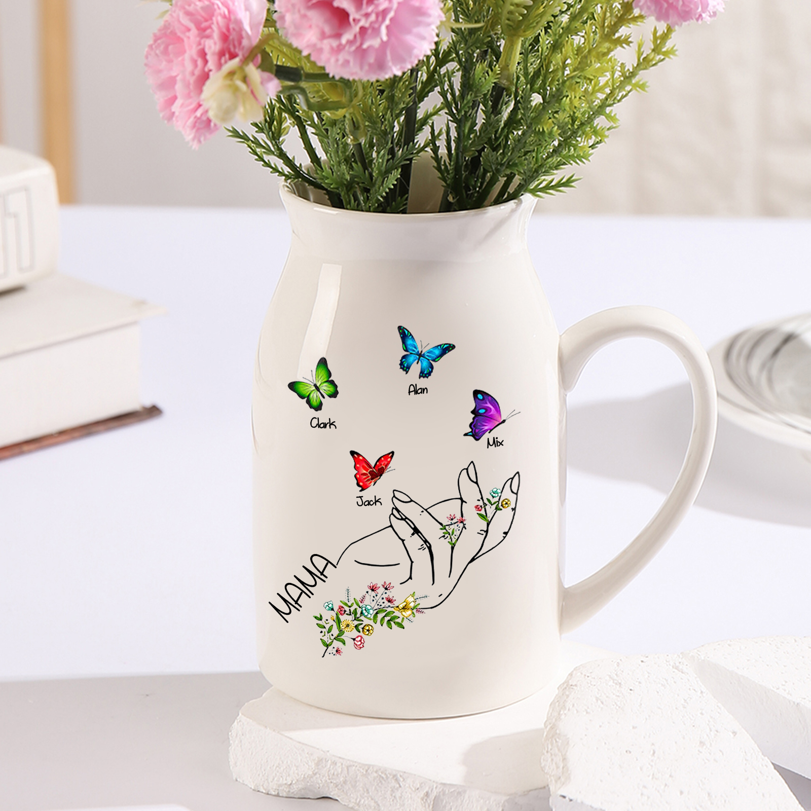 Personalisierte 4 Namen & Text Schmetterlings in der Hand Familie Vase