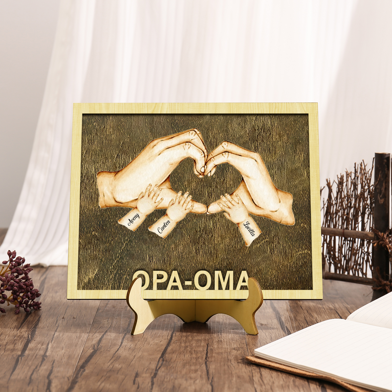 OPA-OMA Holz Deko-Personalisierbare 3 Namen Ornament Familie Hand in Hand Holzdekoration für Großeltern