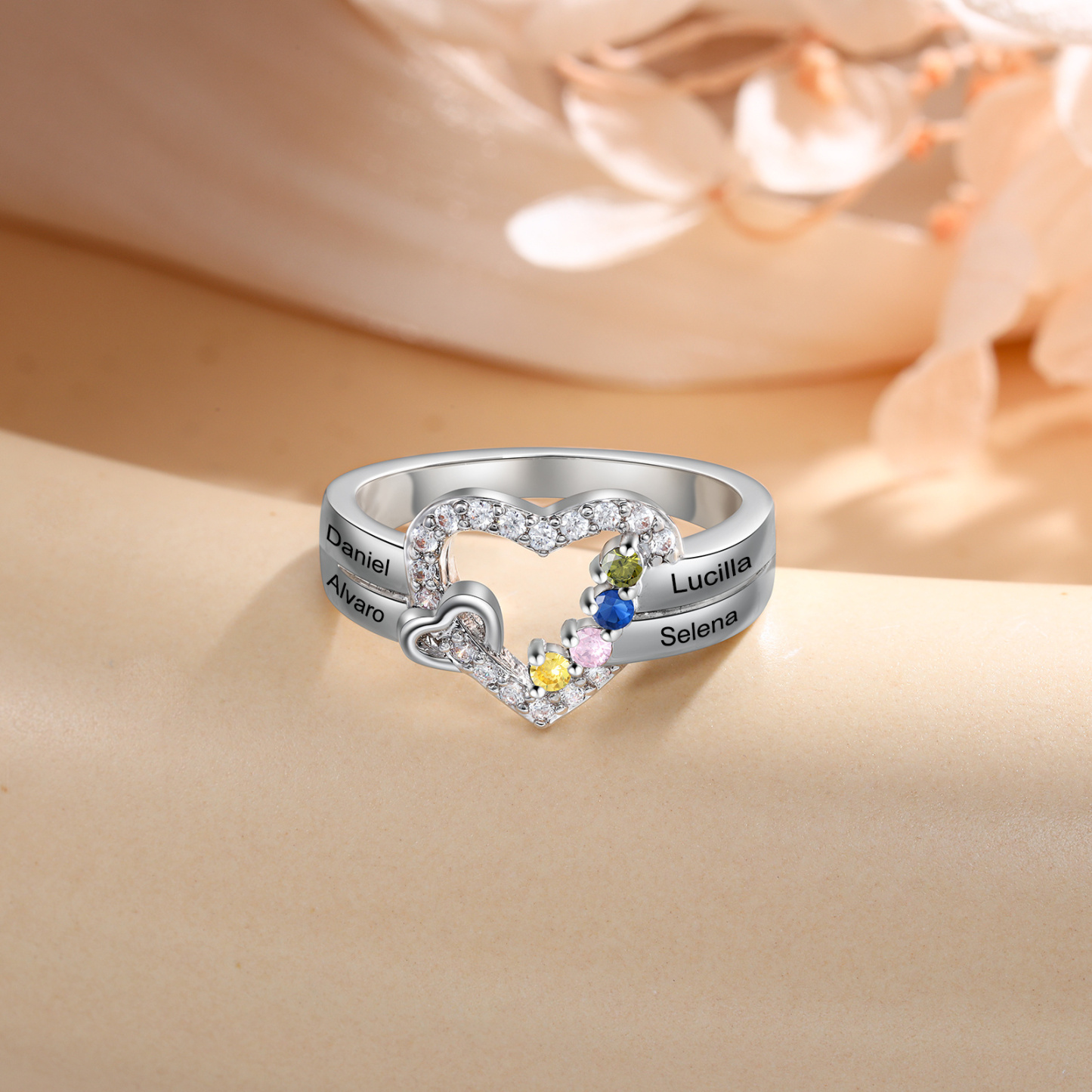 Personaliesierter Doppelherz-Ring mit 2-4 Geburtssteinen & 2-4 Namensgravur