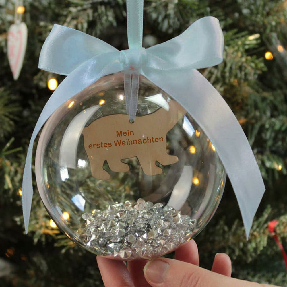 Personalisierte Weihnachtskugel mit Gravur Christbaumanhänger mit Bären-Motiv und Satinschleife