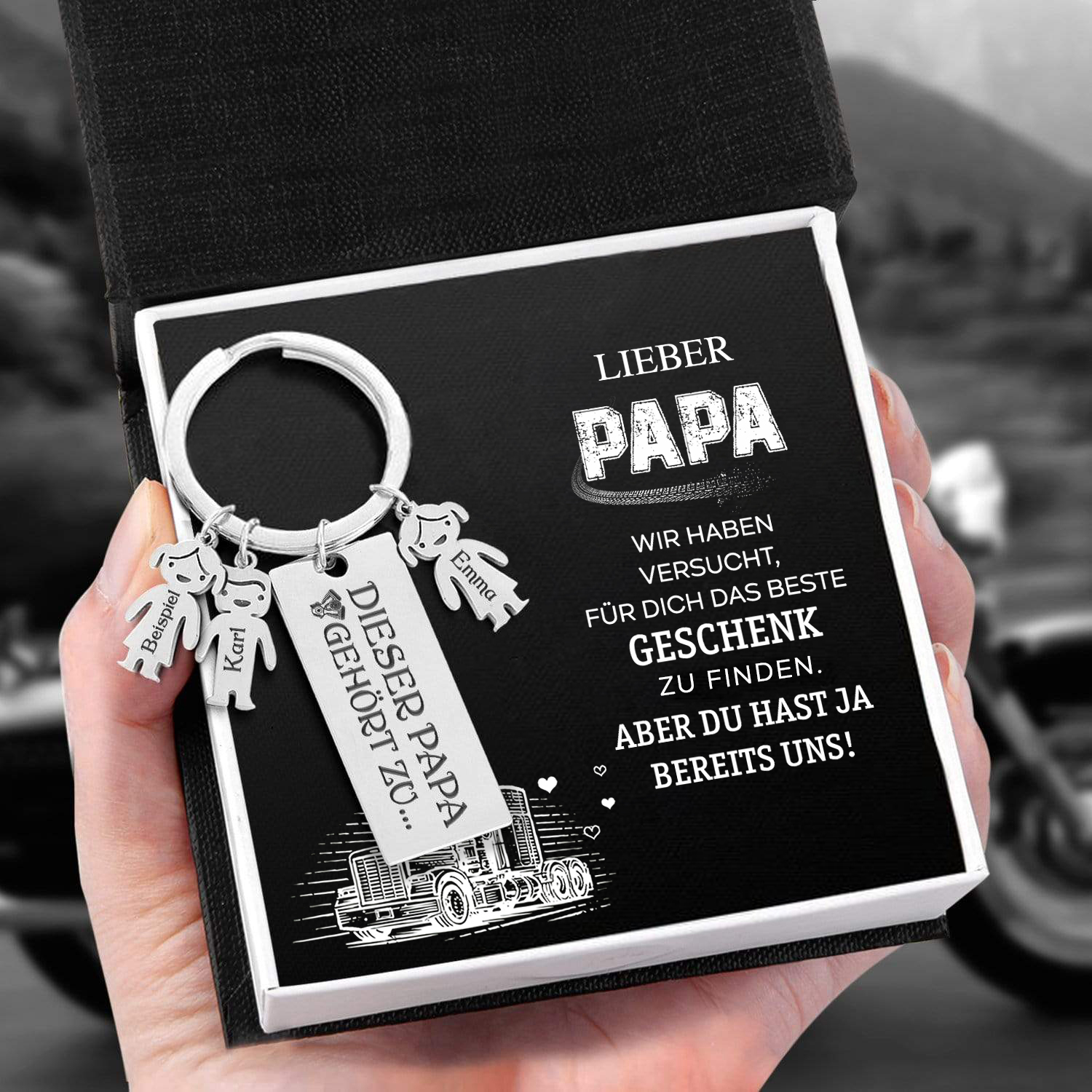 Personalisierter 3 Kinder Namen Schlüsselanhänger- Lieber Papa-Geschenk mit Nachrichtenkarte