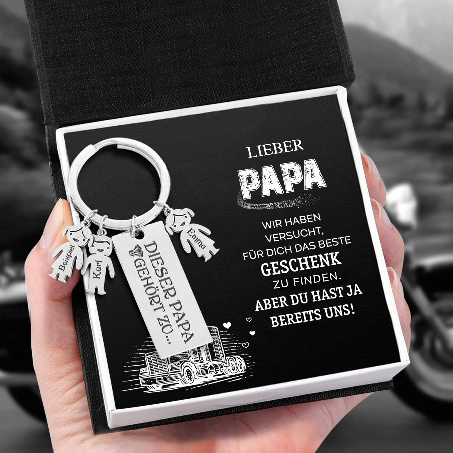 Personalisierter 3 Kinder Namen Schlüsselanhänger- Lieber Papa-Geschenk mit Nachrichtenkarte