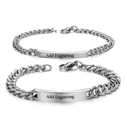 Personalisierte 2 Texte Paar Edelstahl Möbiusband Armbänder Set für Paarchen