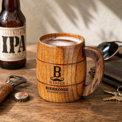 Personalisierter Bierkrug aus Holz mit Namen und Initialen Geschenk für Papa Bierliebhaber und Grillmeister