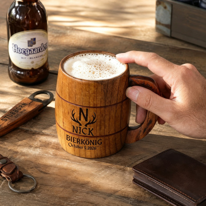 Personalisierter Bierkrug aus Holz mit Namen und Initialen Geschenk für Papa Bierliebhaber und Grillmeister
