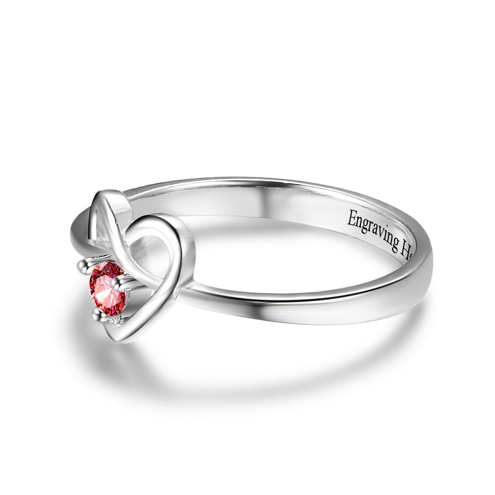 Personalisierter herzförmiger Ring mit 1 Geburtstagsstein und 1 Text