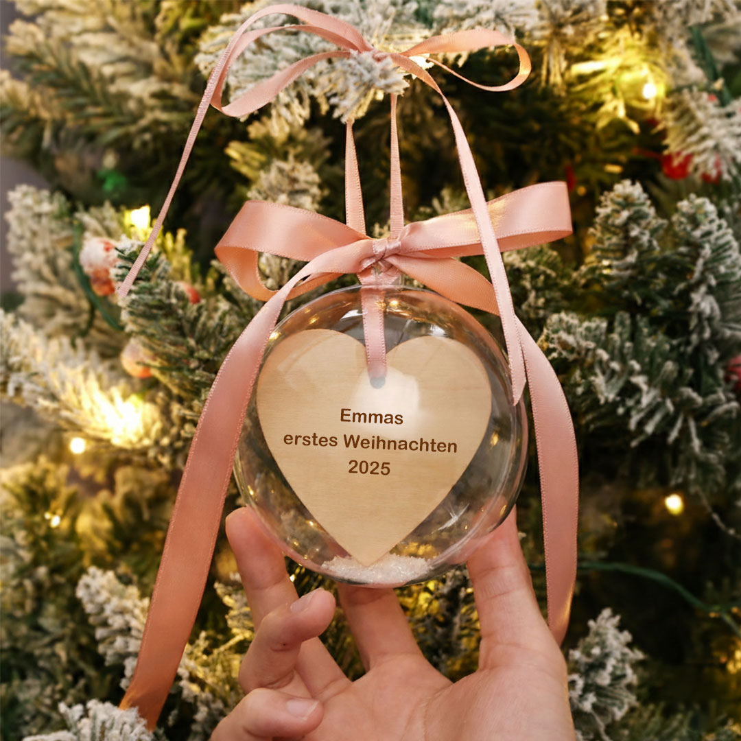 Band-Herz Weihnachtskugel mit personalisiertem Text