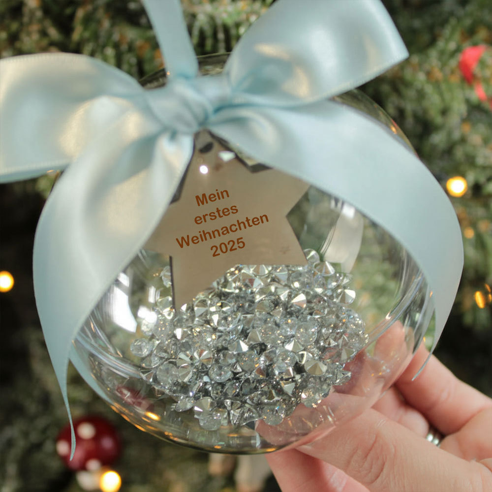 Personalisierte Weihnachtskugel mit Gravur Christbaumanhänger mit Stern-Motiv und Satinschleife