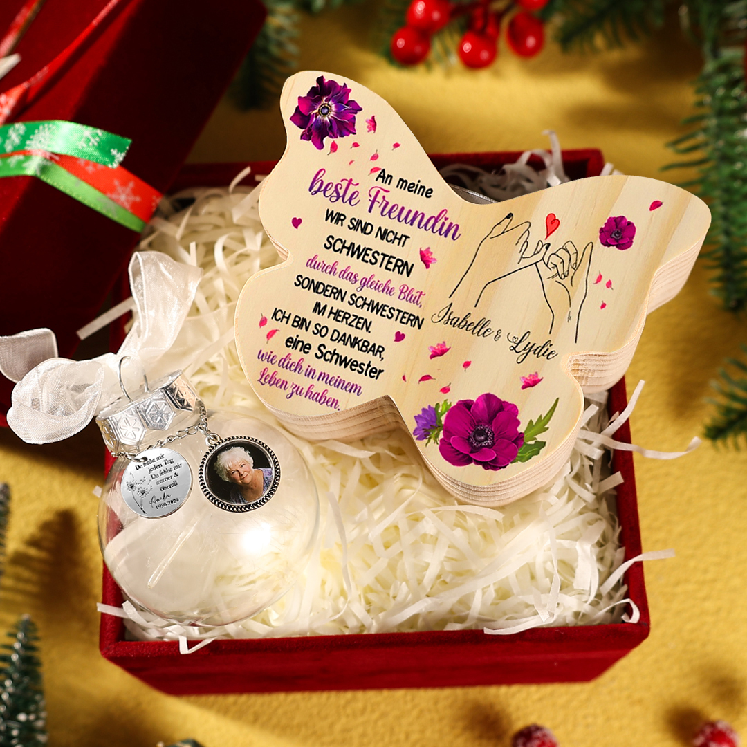 Personalisierte 2 Namen Schmetterlingsförmiger Kerzenhalter & 1 Name & Foto & Datum Ornament- An meine beste Freundin - Kerzenhalter & Weihnachts-Anhänger Geschenkbox Set für beste Freundin