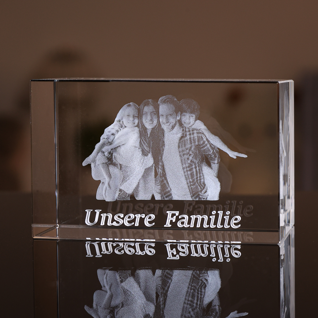 Personalisiertes Vierfachporträt & Text 3D-Foto-Acrylkristall Ornament im querformatigen geraden Design – Perfektes Geschenk für Familie & Freunde