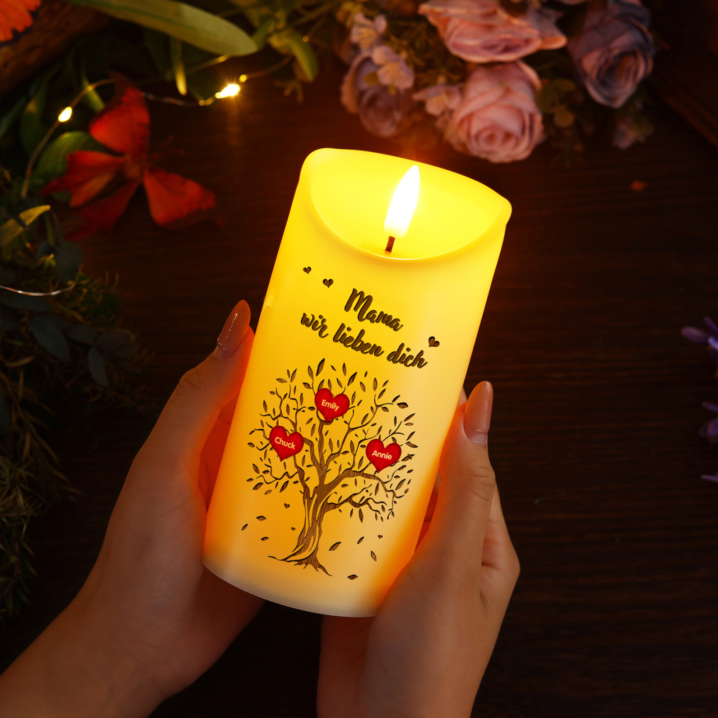 Personalisierbare LED-Kerze Baum mit 3 Namen & Text - Herzliche Schreibtischdekoration für Familie