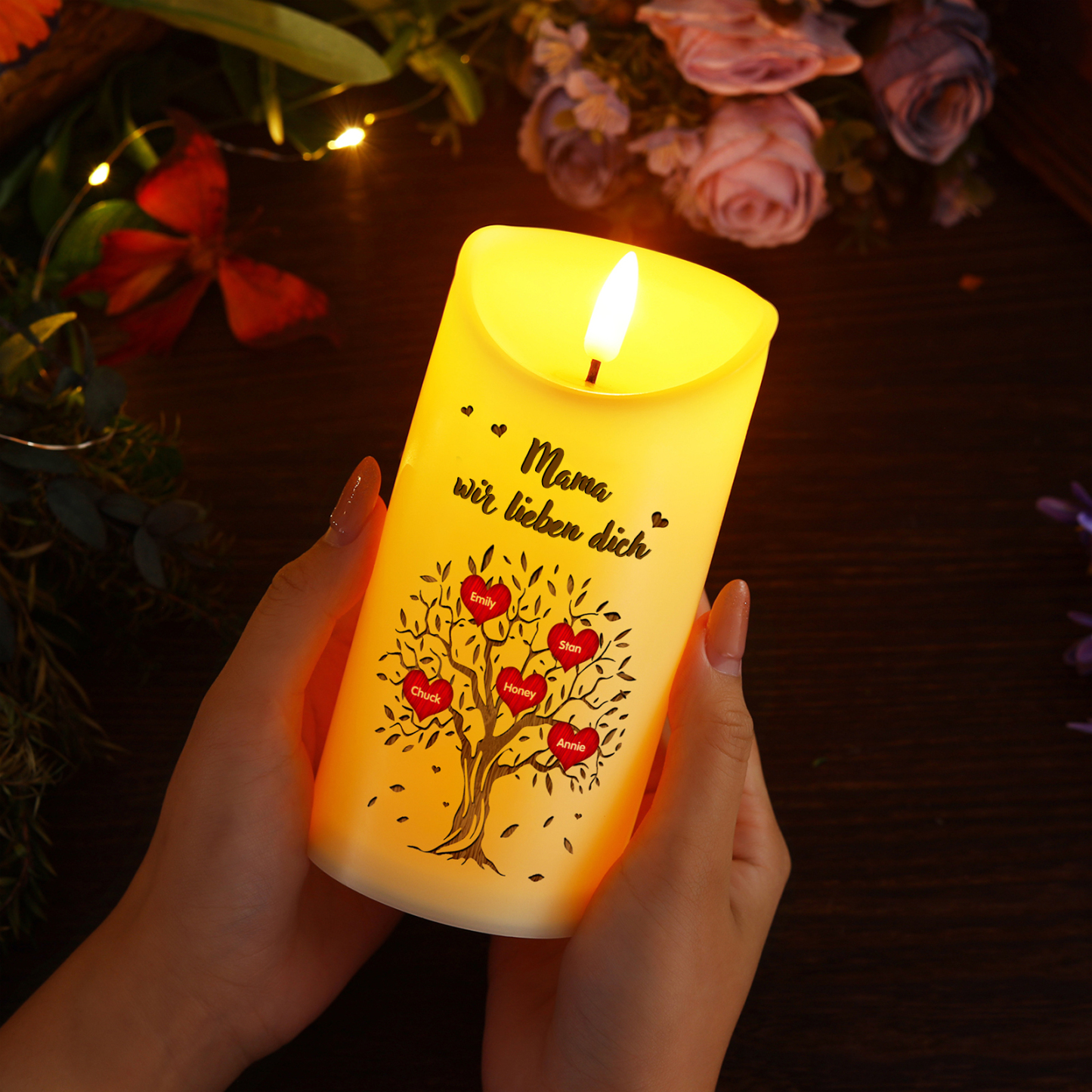 Personalisierbare LED-Kerze Baum mit 5 Namen & Text - Mama wir lieben dich