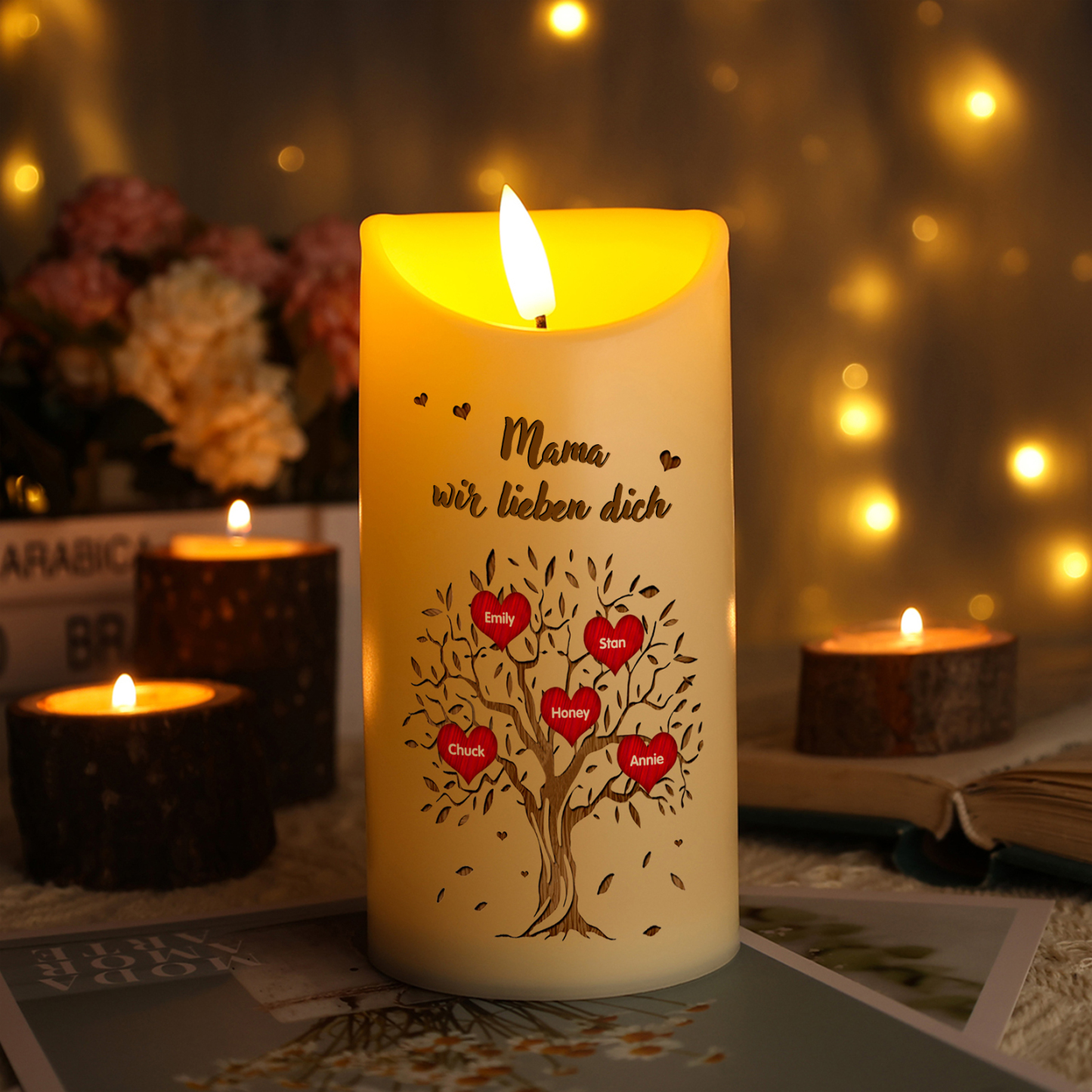 Personalisierbare LED-Kerze Baum mit 5 Namen & Text - Mama wir lieben dich