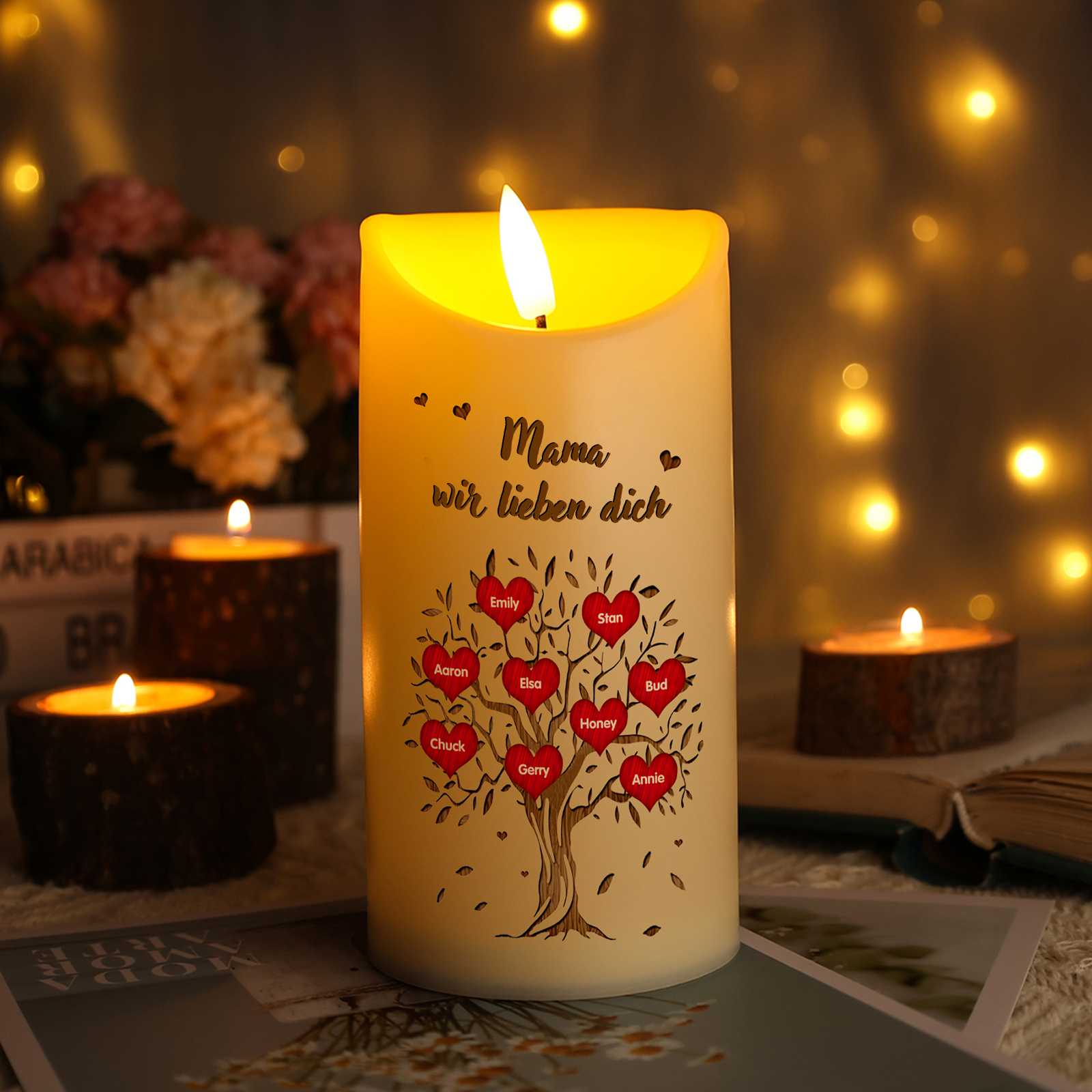 Personalisierbare LED-Kerze Baum mit 9 Namen & Text - Mama wir lieben dich