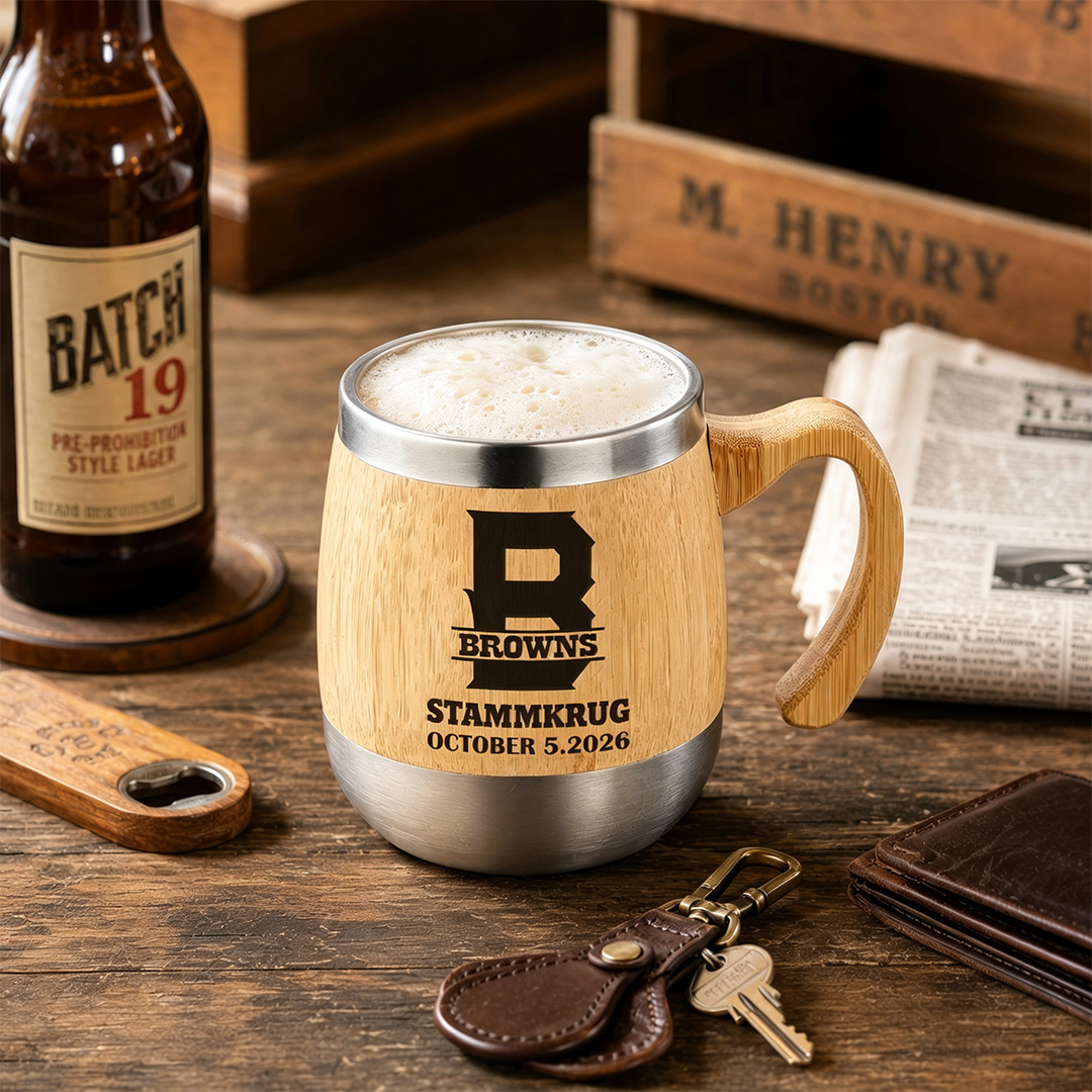 Personalisierter Bierkrug aus Holz mit Deckel, Namen, Initialen und Datum – originelles Geschenk für Papa, Opa, Ehemann oder Bierliebhaber zum Geburtstag, Vatertag und Ruhestand | Kettenmachen